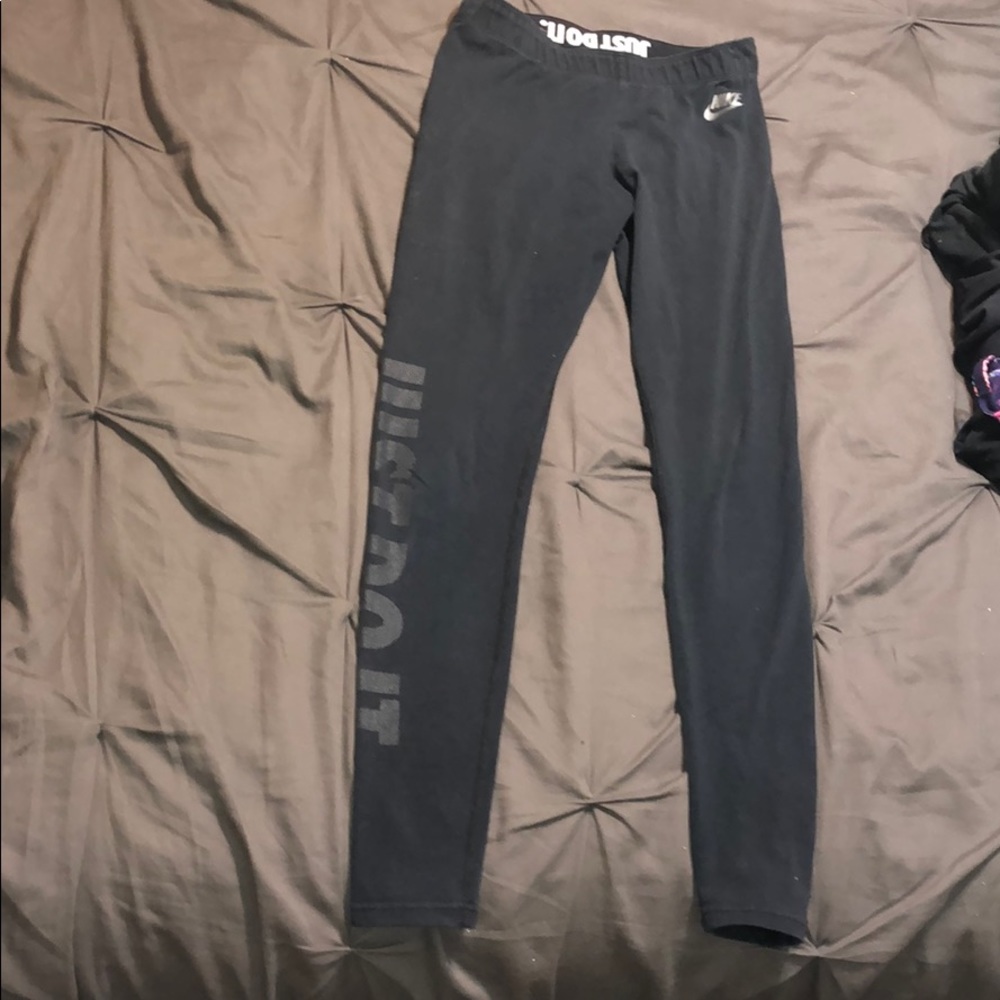 Full length black NIKE leggings